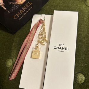 CHANEL Novelty Key ring Charm Coco Mark Holiday Christmas 2022 Limited NEW